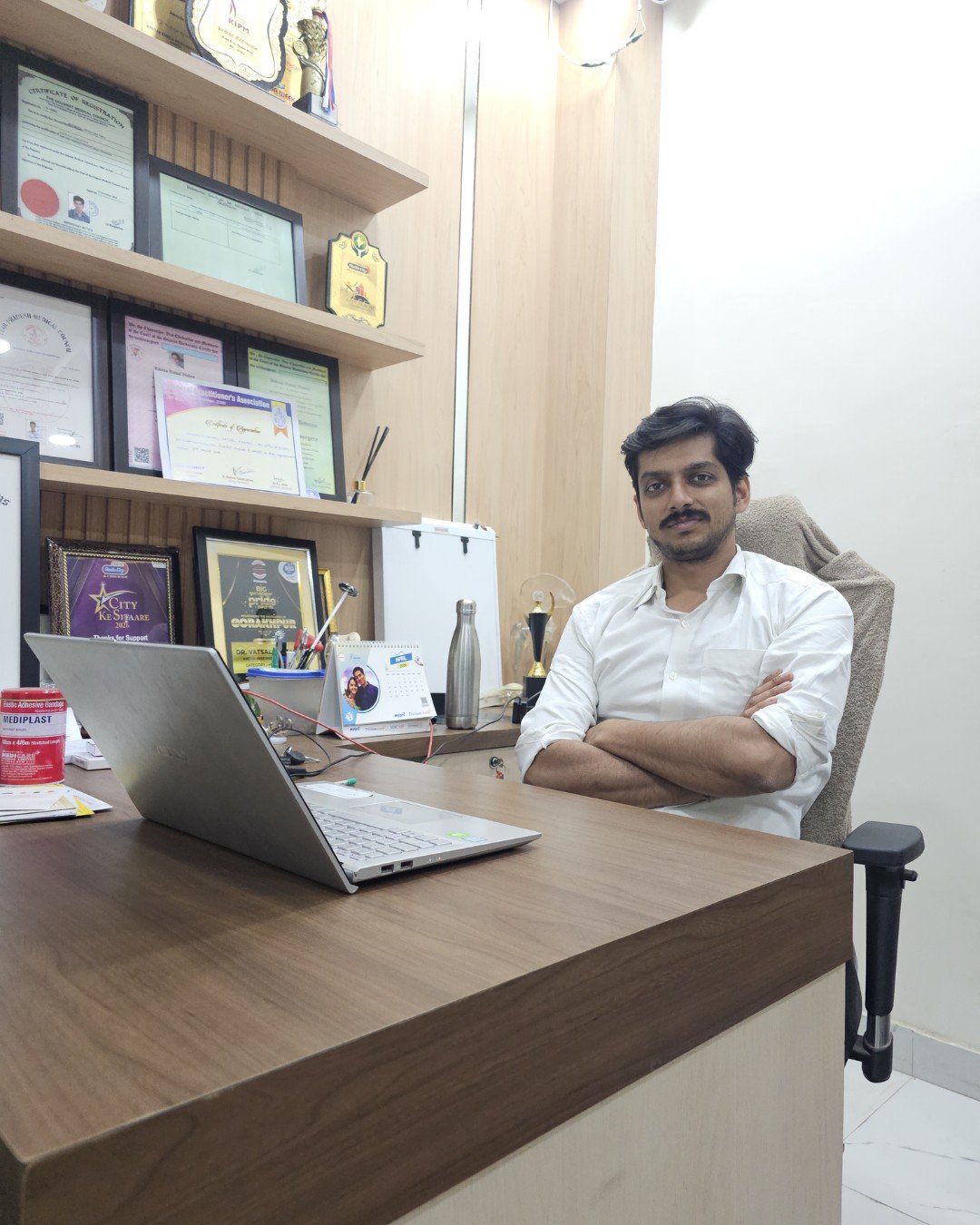 Dr. Vatsal Khetan - Best Knee Replacement Doctor in Gorakhpur